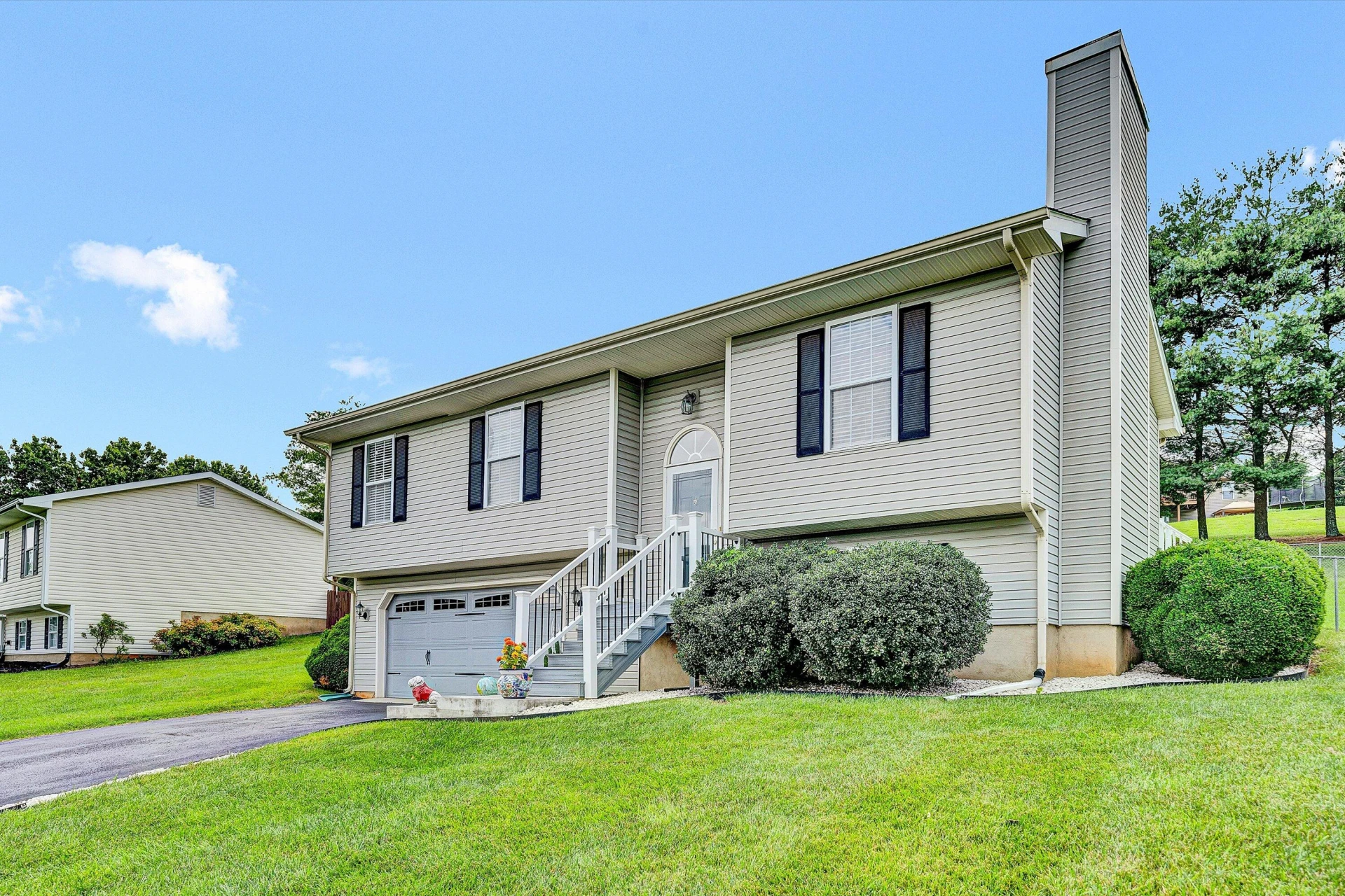 428 Rome DR - Photo 2