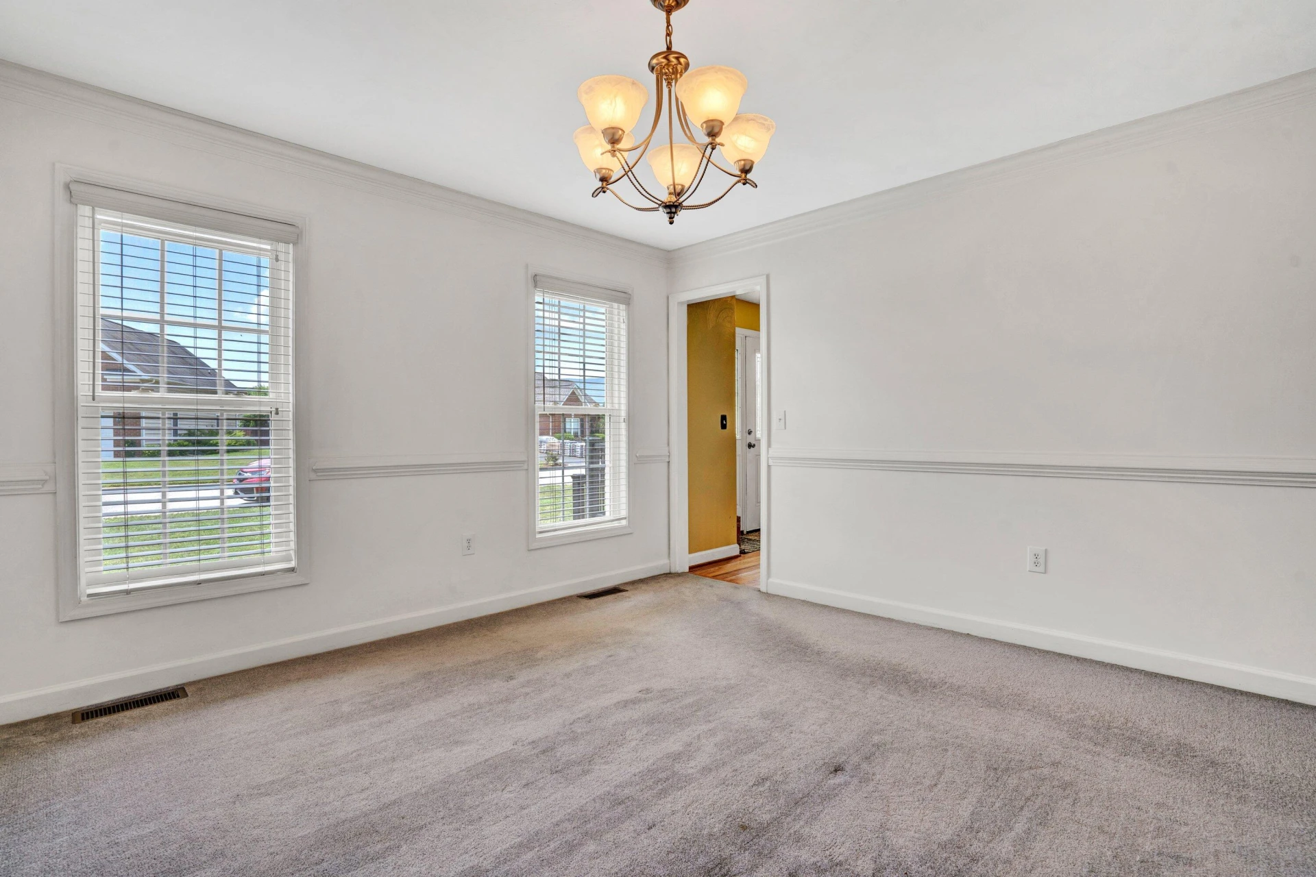 1744 High Gate LN - Photo 15