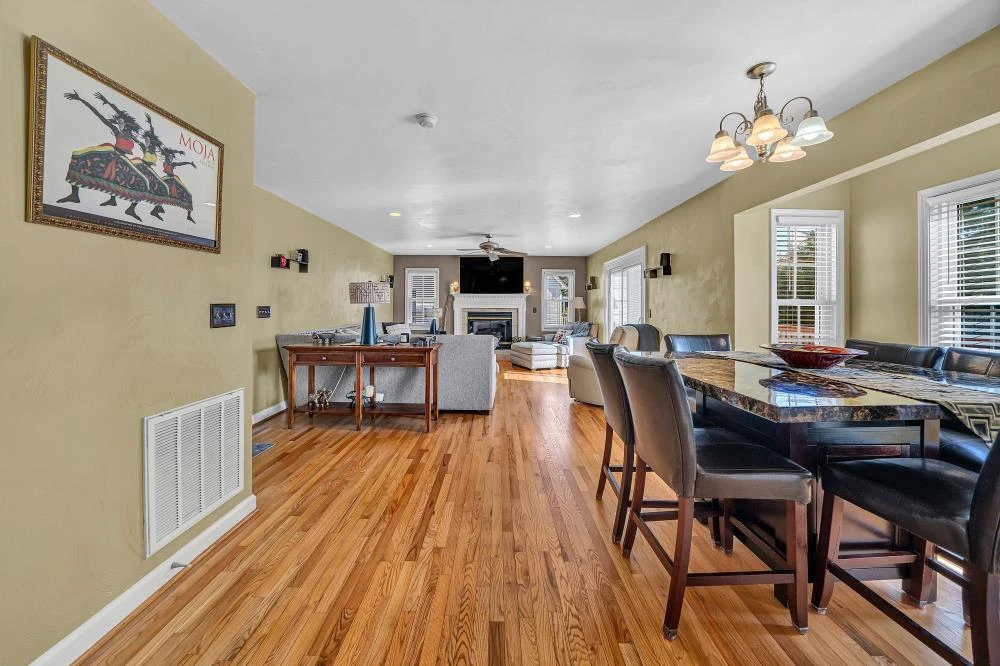 1744 High Gate LN - Photo 22