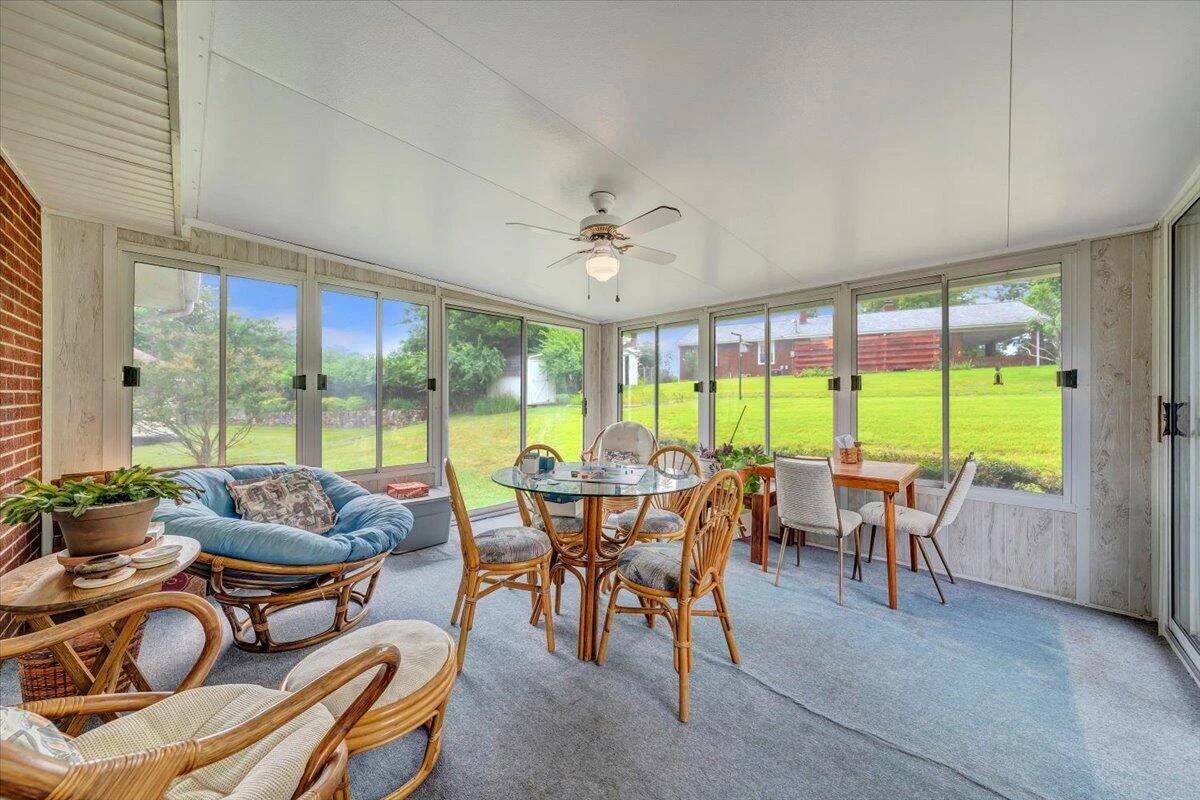 419 Diamond RD - Photo 18