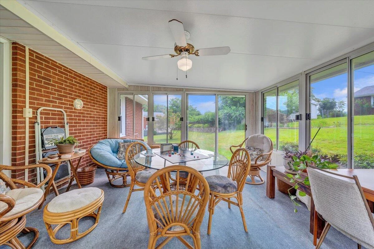 419 Diamond RD - Photo 19