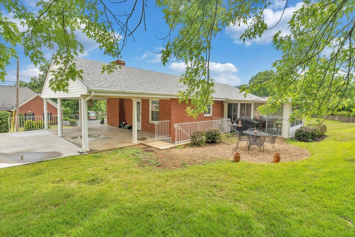 419 Diamond RD - Photo 36