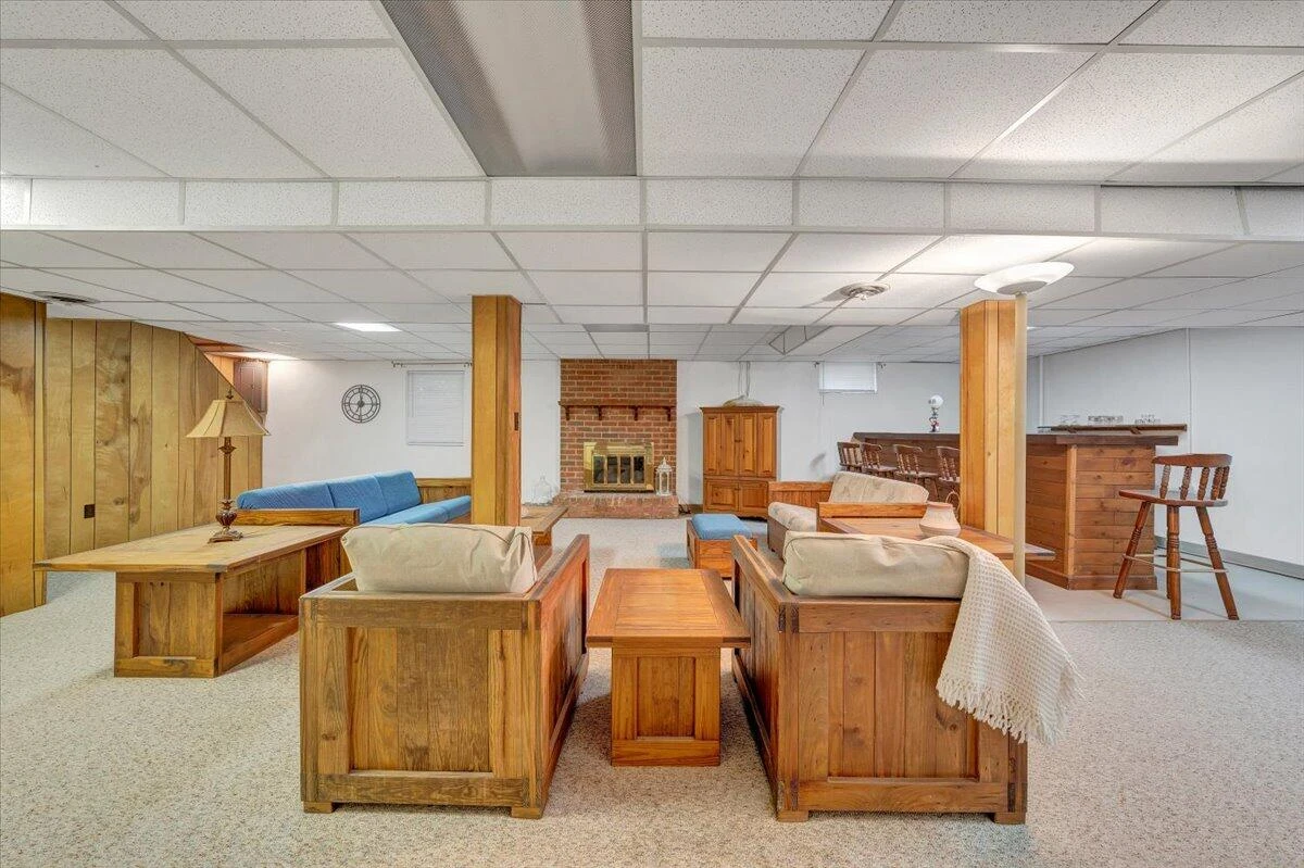 5022 Cave Spring LN - Photo 34