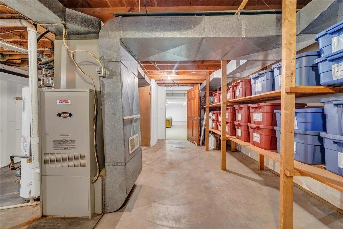 5022 Cave Spring LN - Photo 38