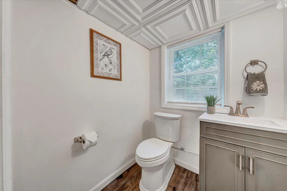 5022 Cave Spring LN - Photo 39
