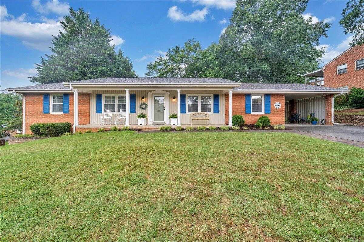 5022 Cave Spring LN - Photo 55