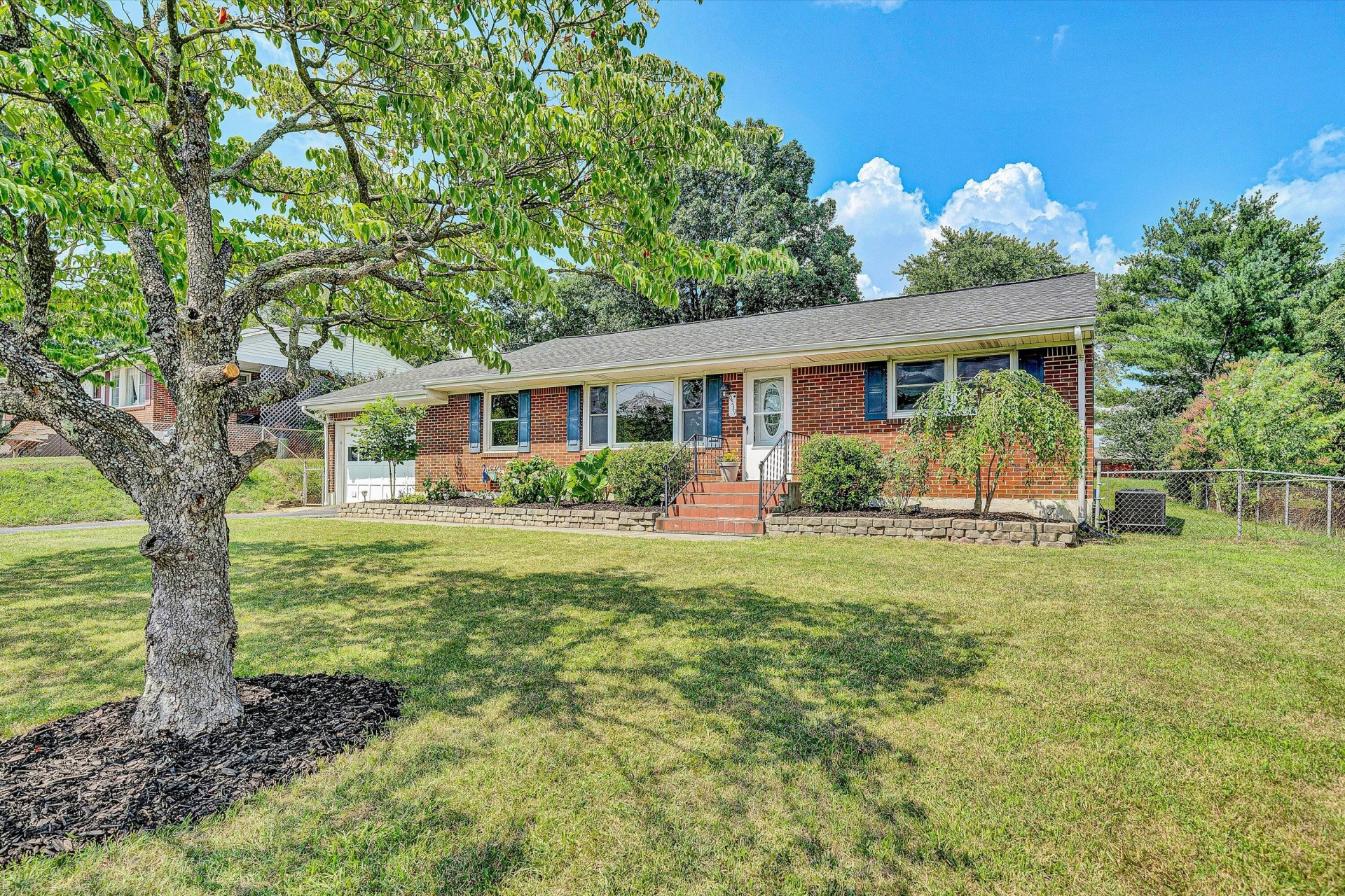 6539 Wendover RD