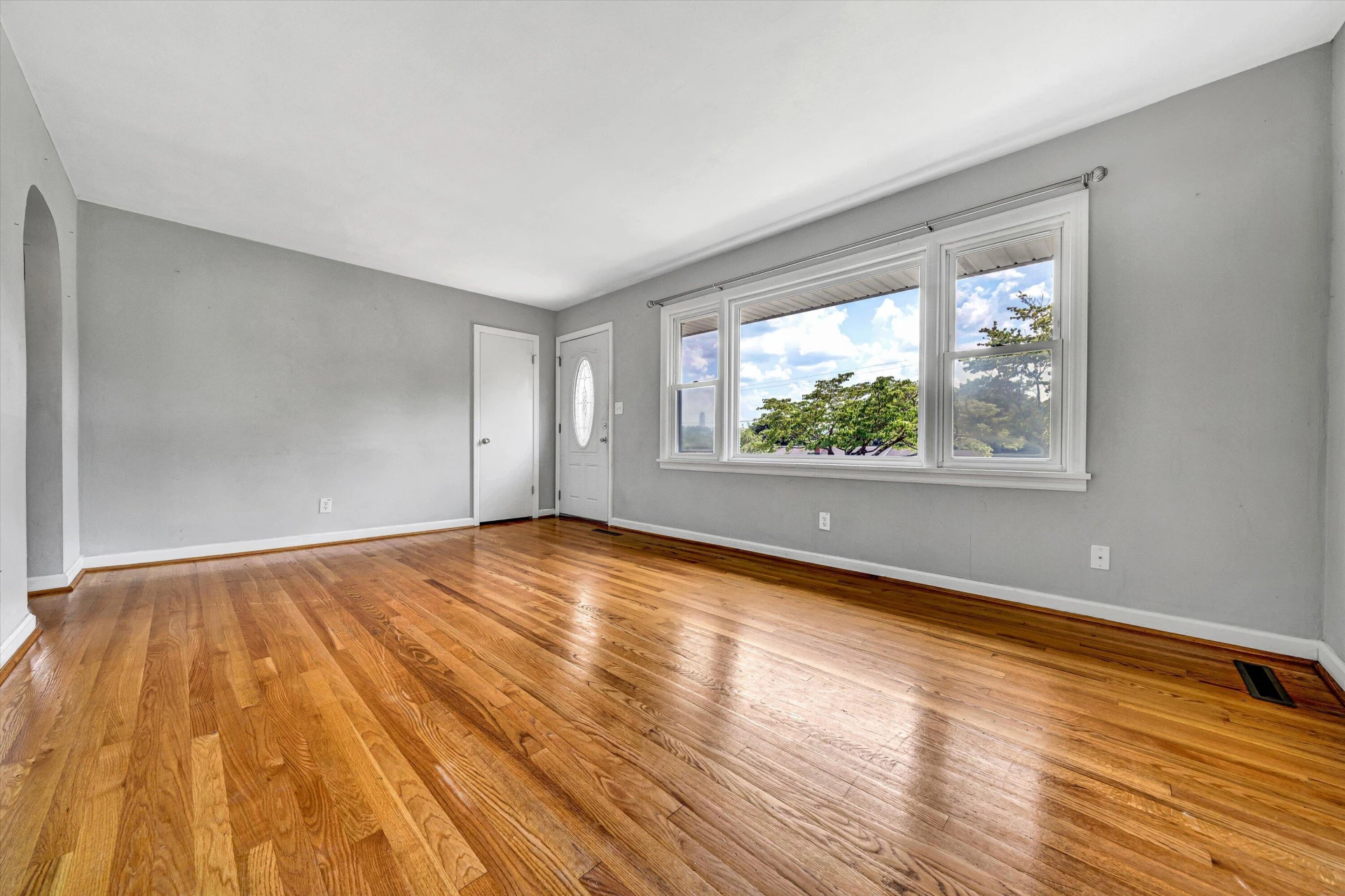 6539 Wendover RD - Photo 11