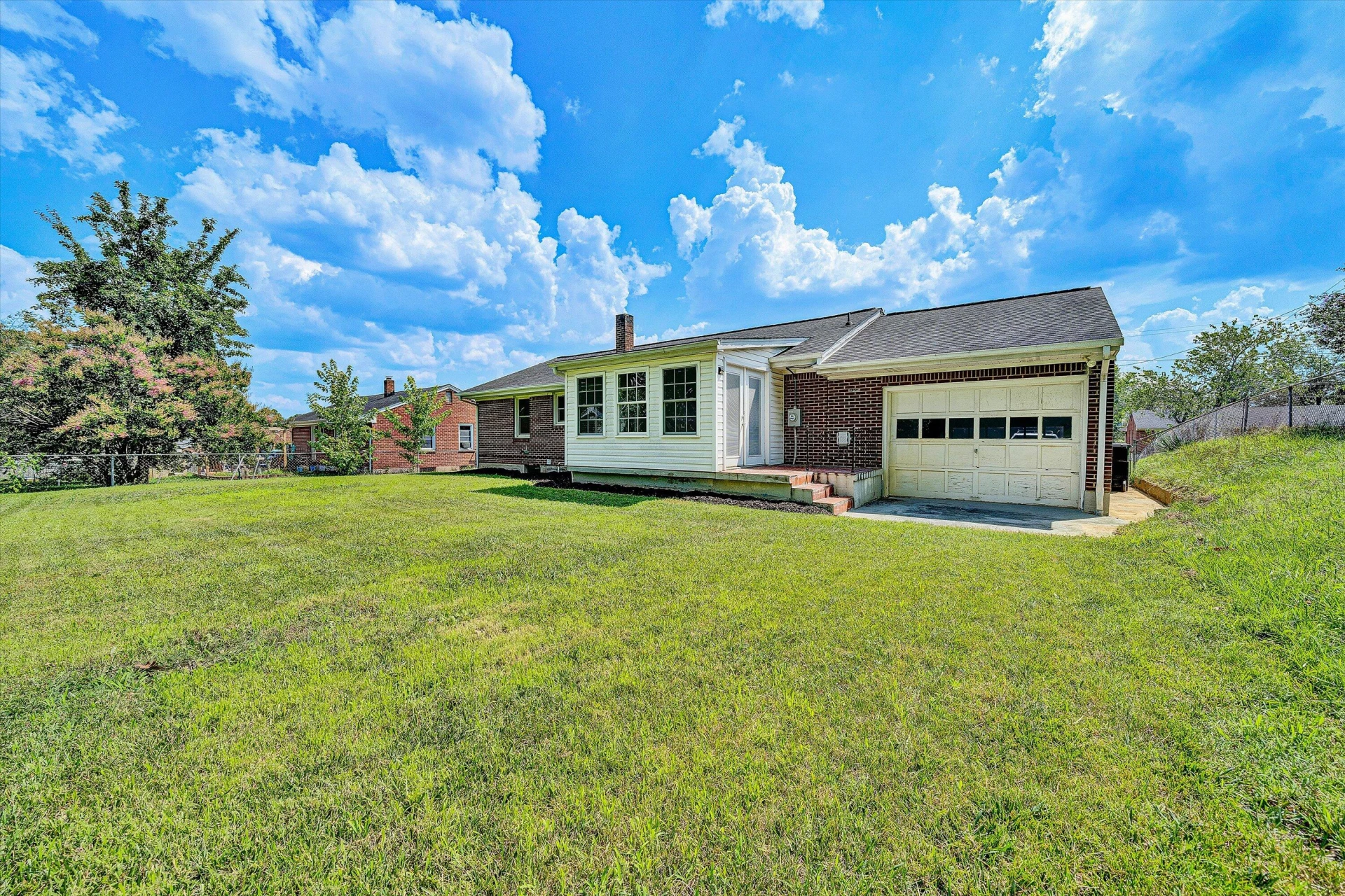 6539 Wendover RD - Photo 33
