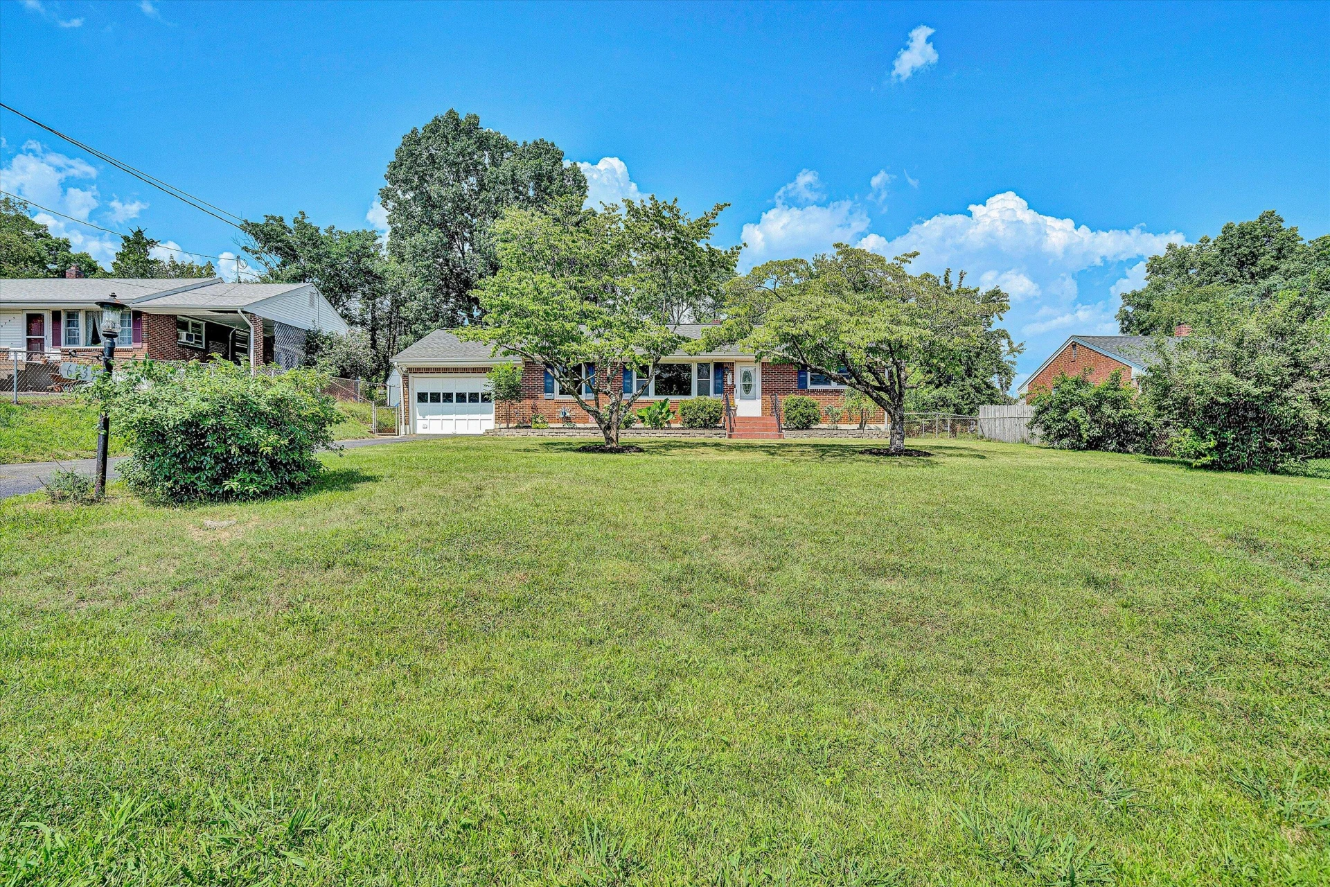 6539 Wendover RD - Photo 9