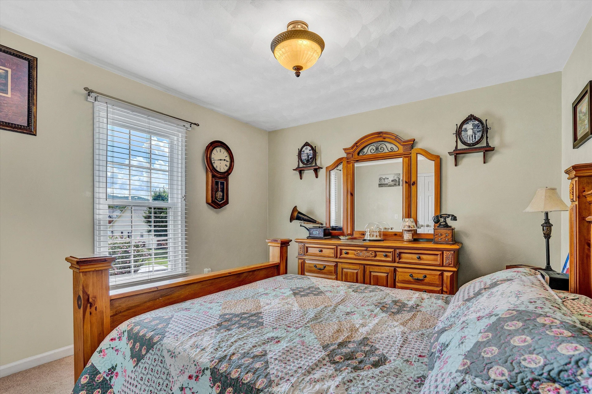 927 Harmon CIR - Photo 20