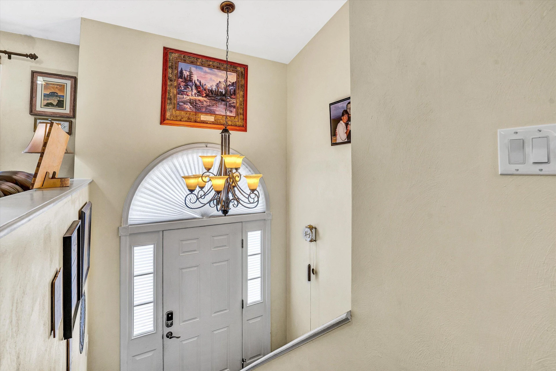 927 Harmon CIR - Photo 3