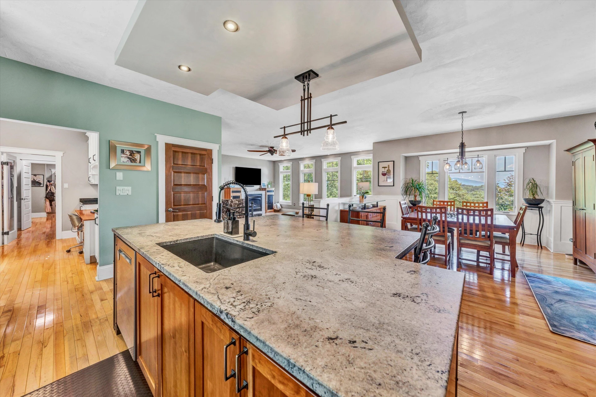 5651 Spring Meadow DR - Photo 24