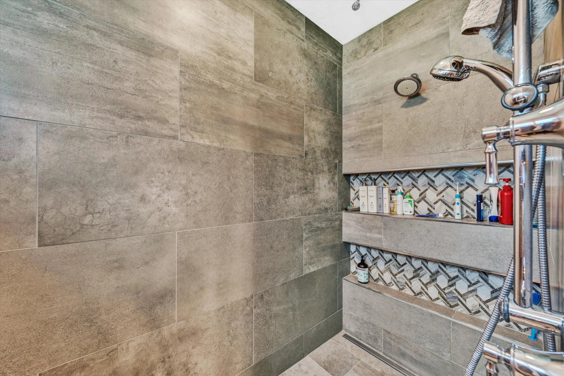 5651 Spring Meadow DR - Photo 29