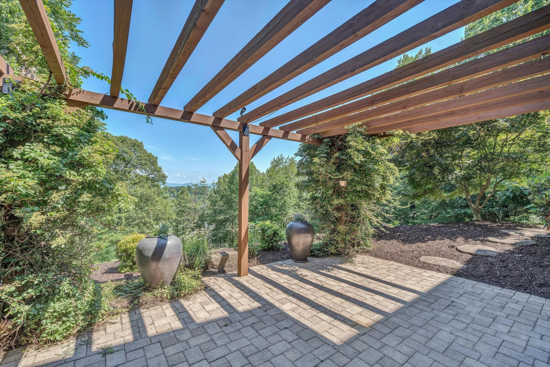 5651 Spring Meadow DR - Photo 48