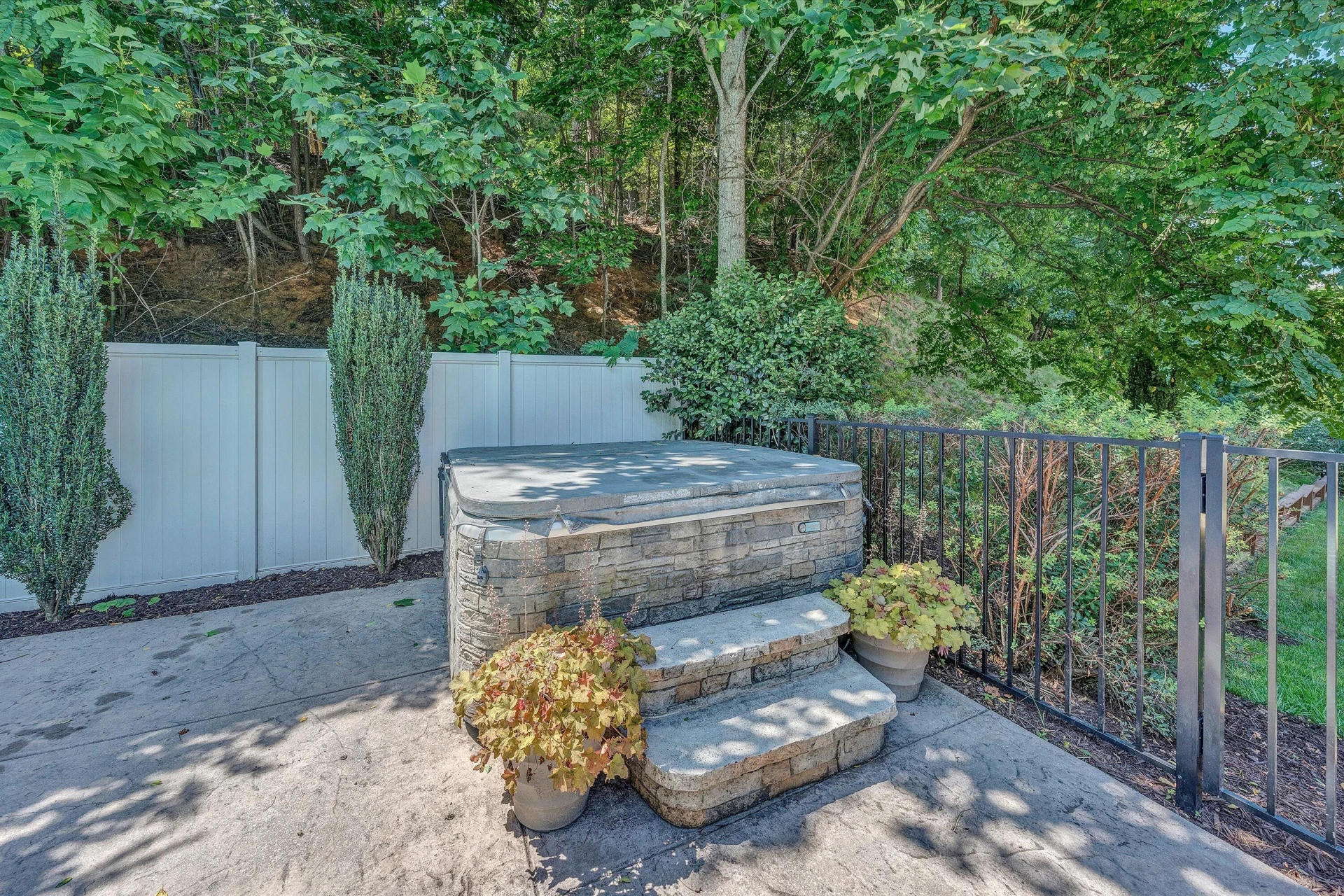 5651 Spring Meadow DR - Photo 60