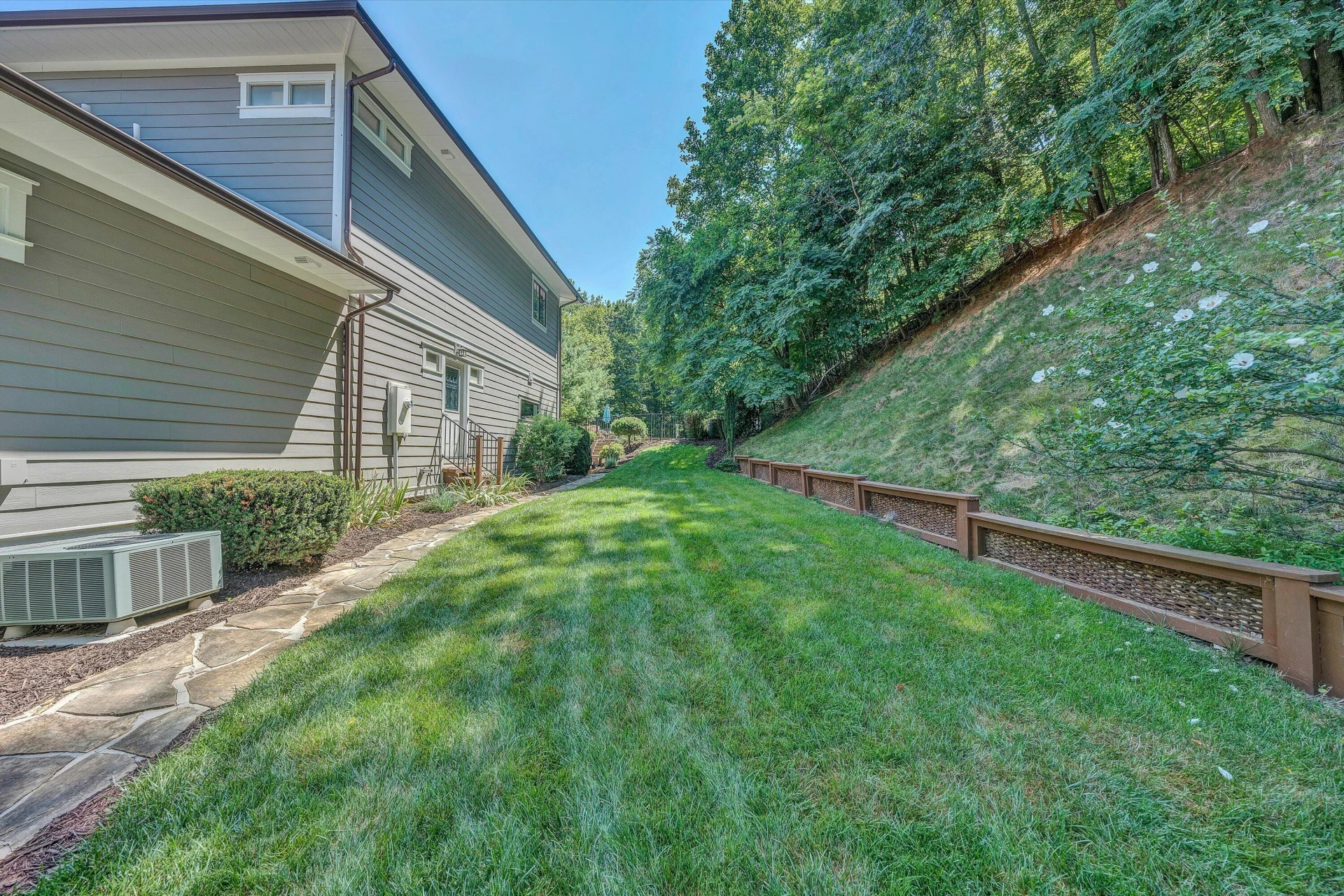 5651 Spring Meadow DR - Photo 64