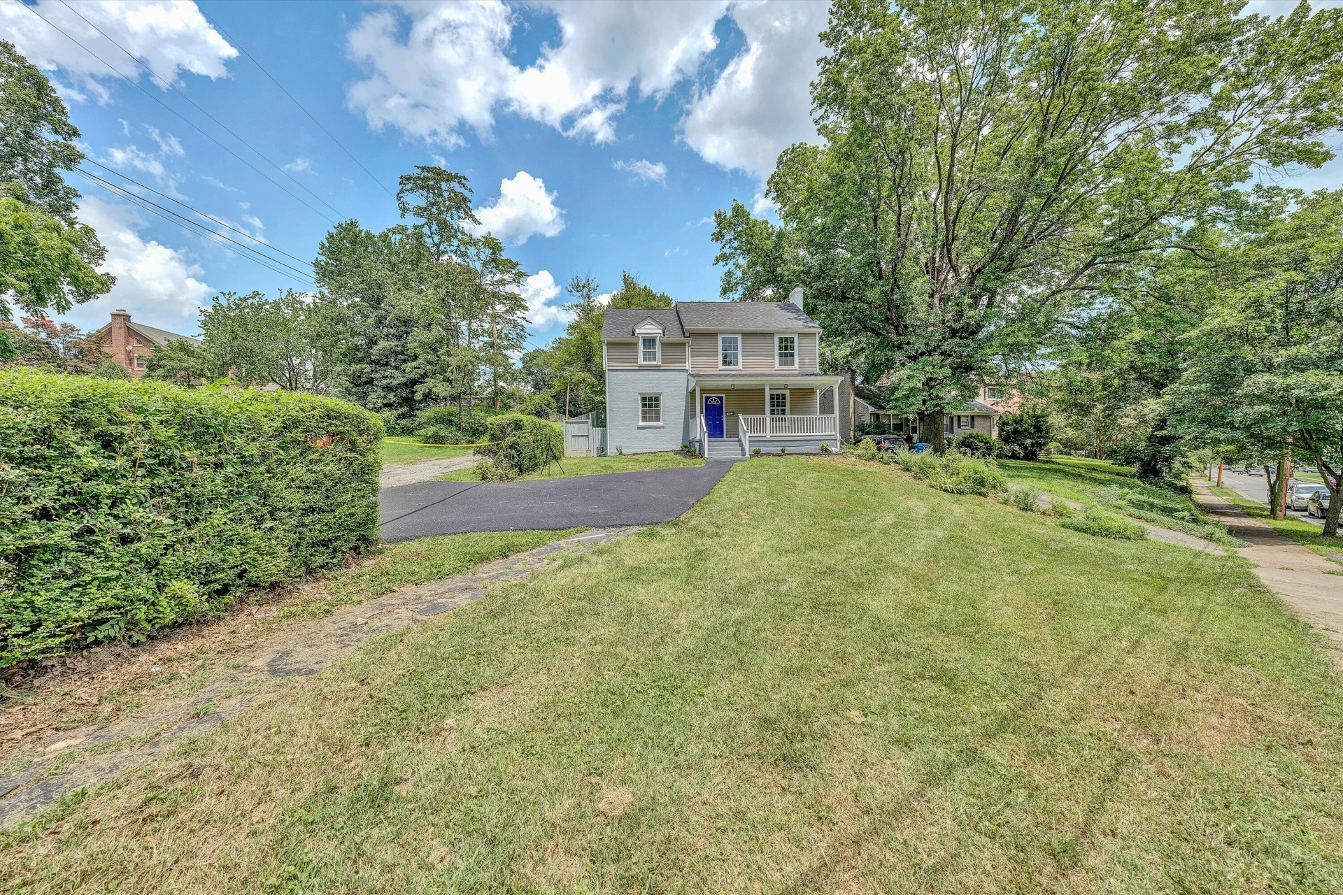 1923 Brandon AVE - Photo 3