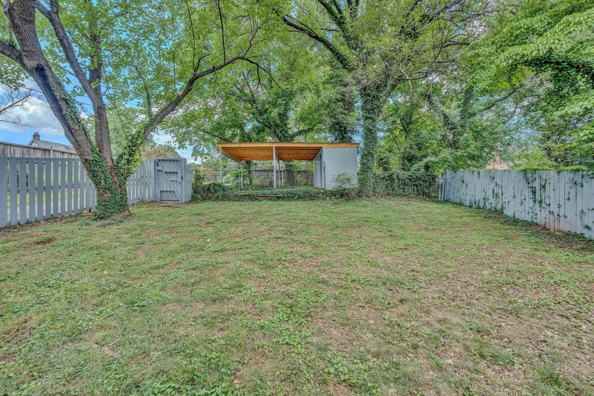 1923 Brandon AVE - Photo 32
