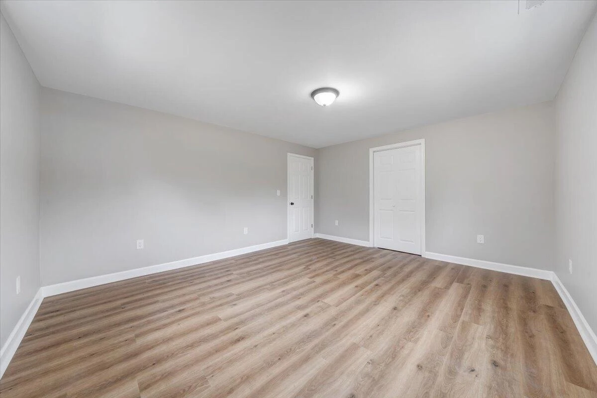 6346 Blacksburg RD - Photo 21