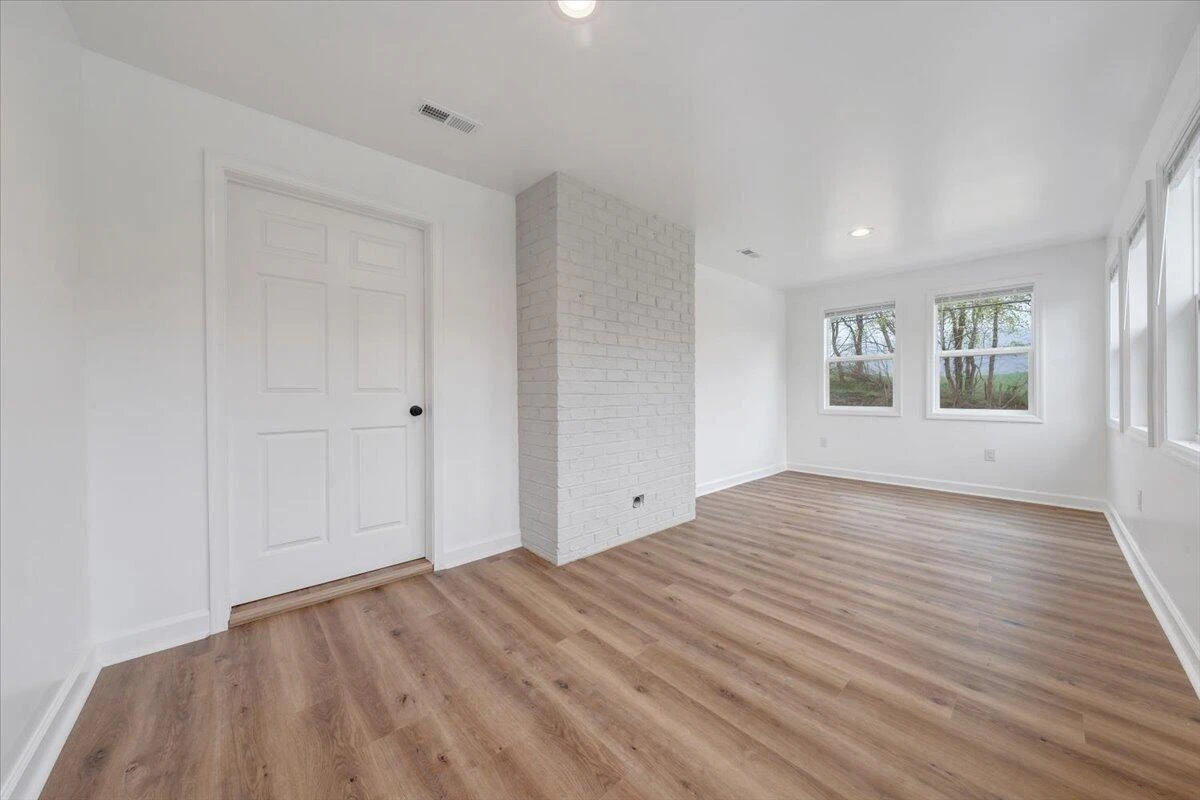 6346 Blacksburg RD - Photo 31