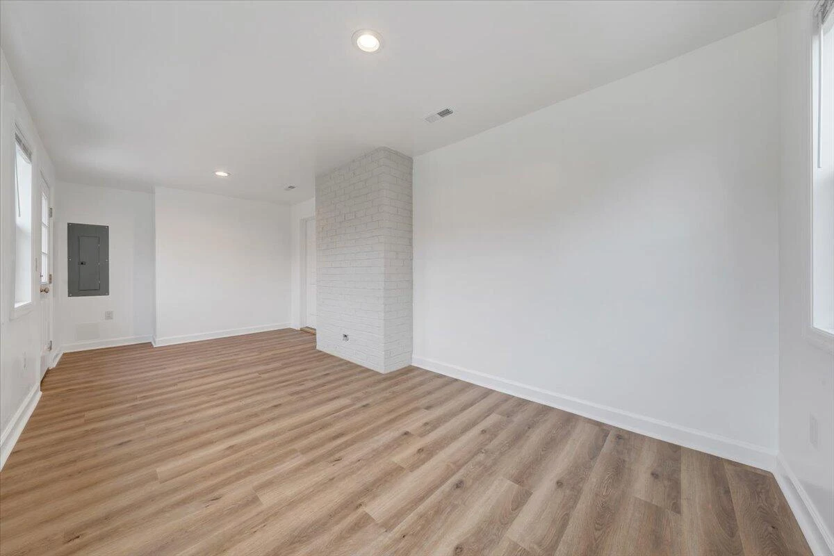 6346 Blacksburg RD - Photo 33