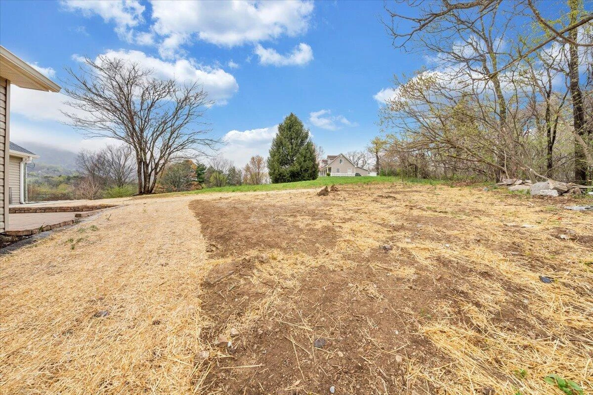 6346 Blacksburg RD - Photo 40