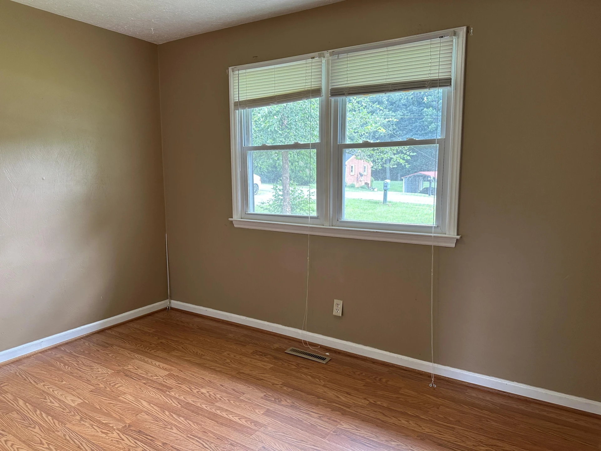 3022 Sleepy Ridge DR - Photo 16