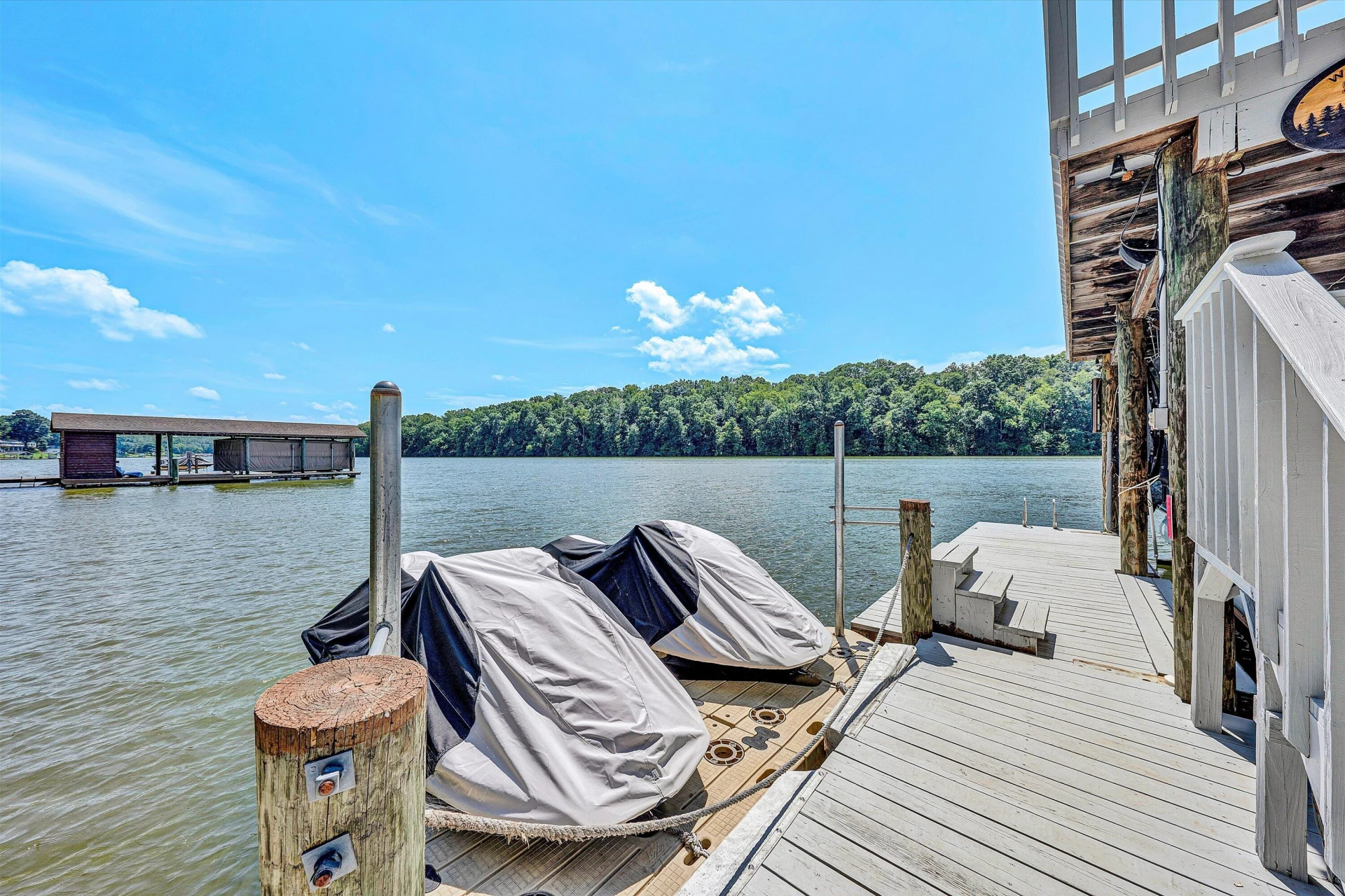 242 Beech DR - Photo 16