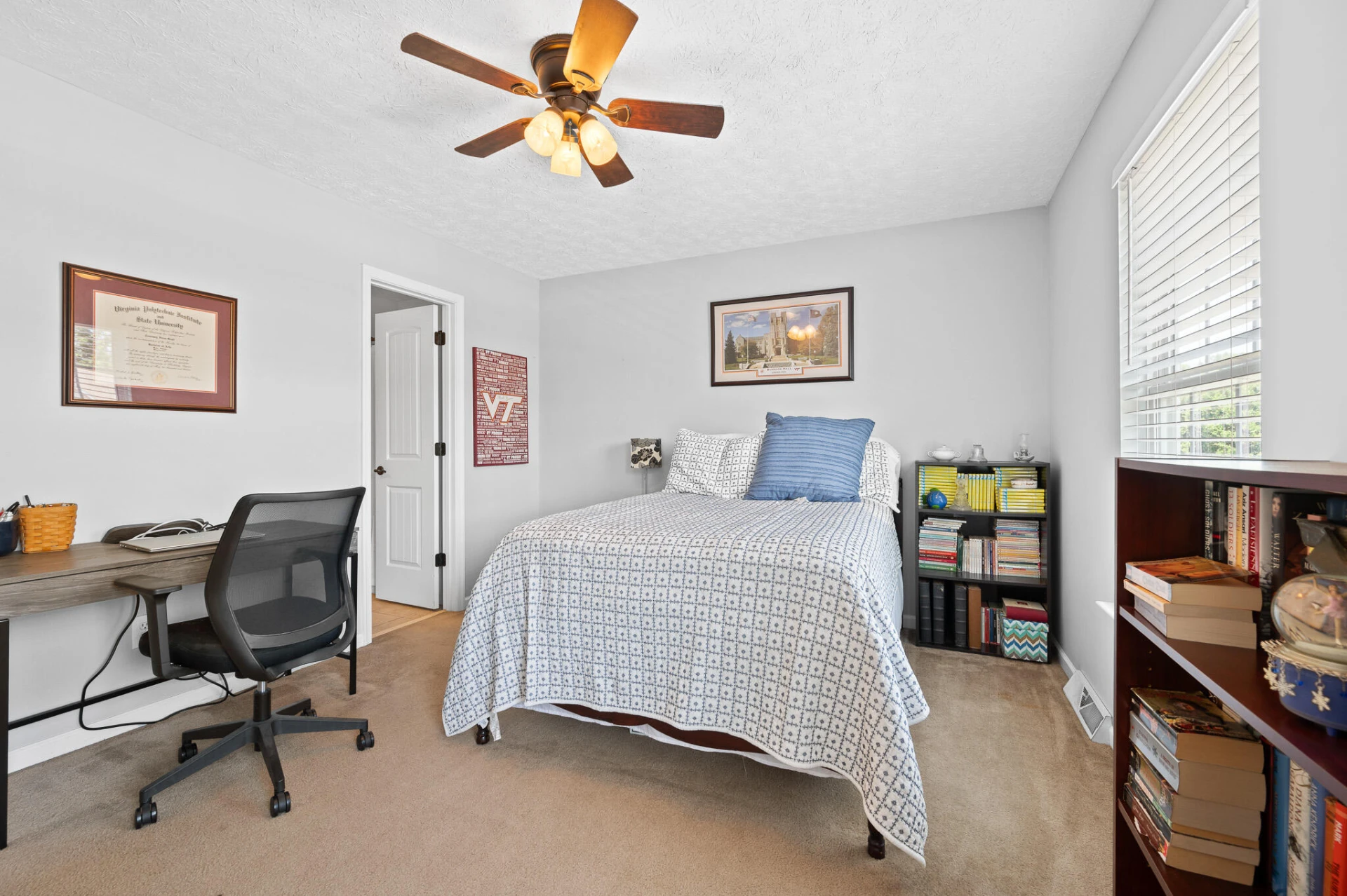 165 Old Tavern CIR - Photo 23