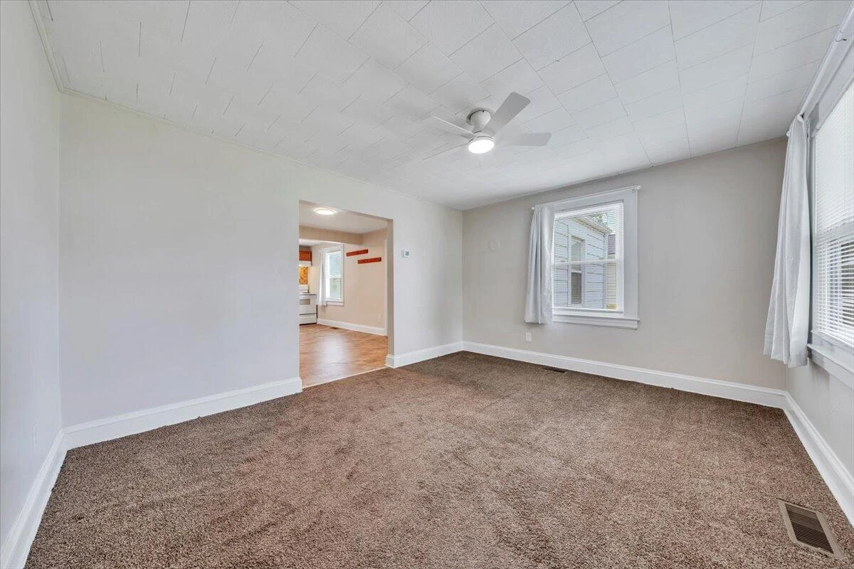 5024 MORWANDA ST - Photo 2