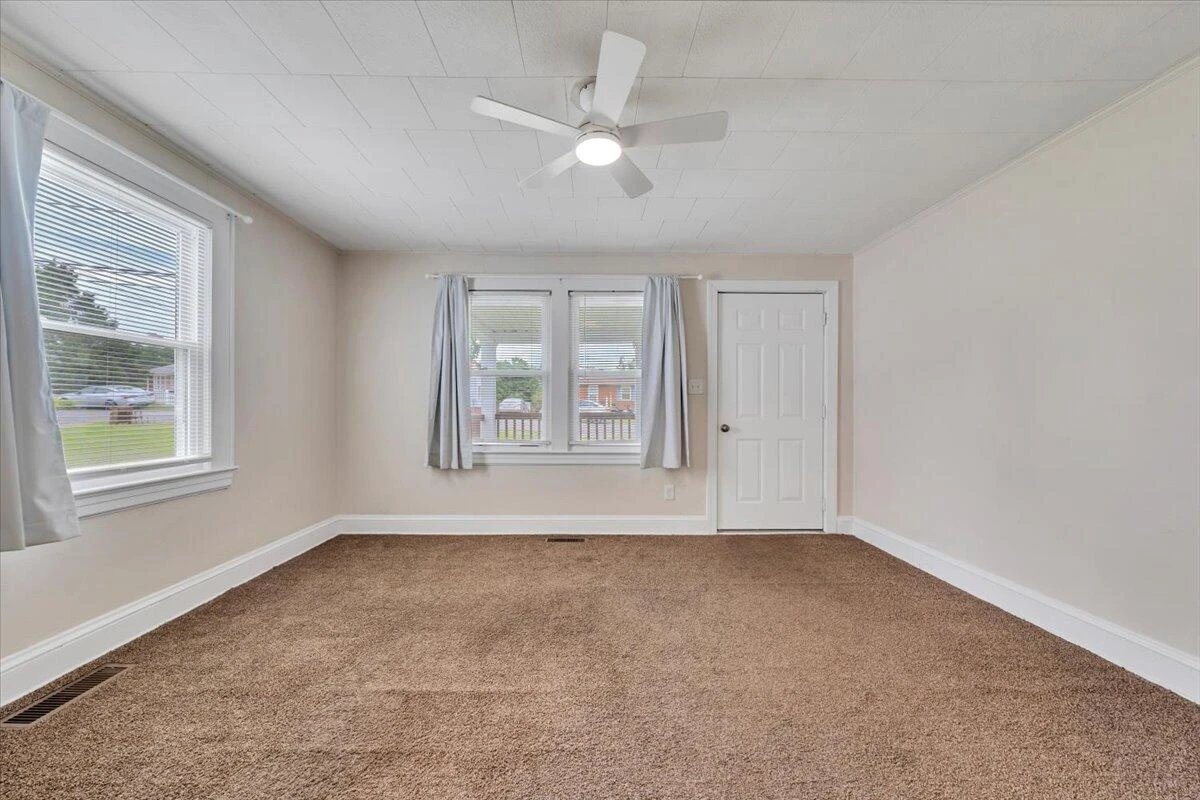 5024 MORWANDA ST - Photo 6