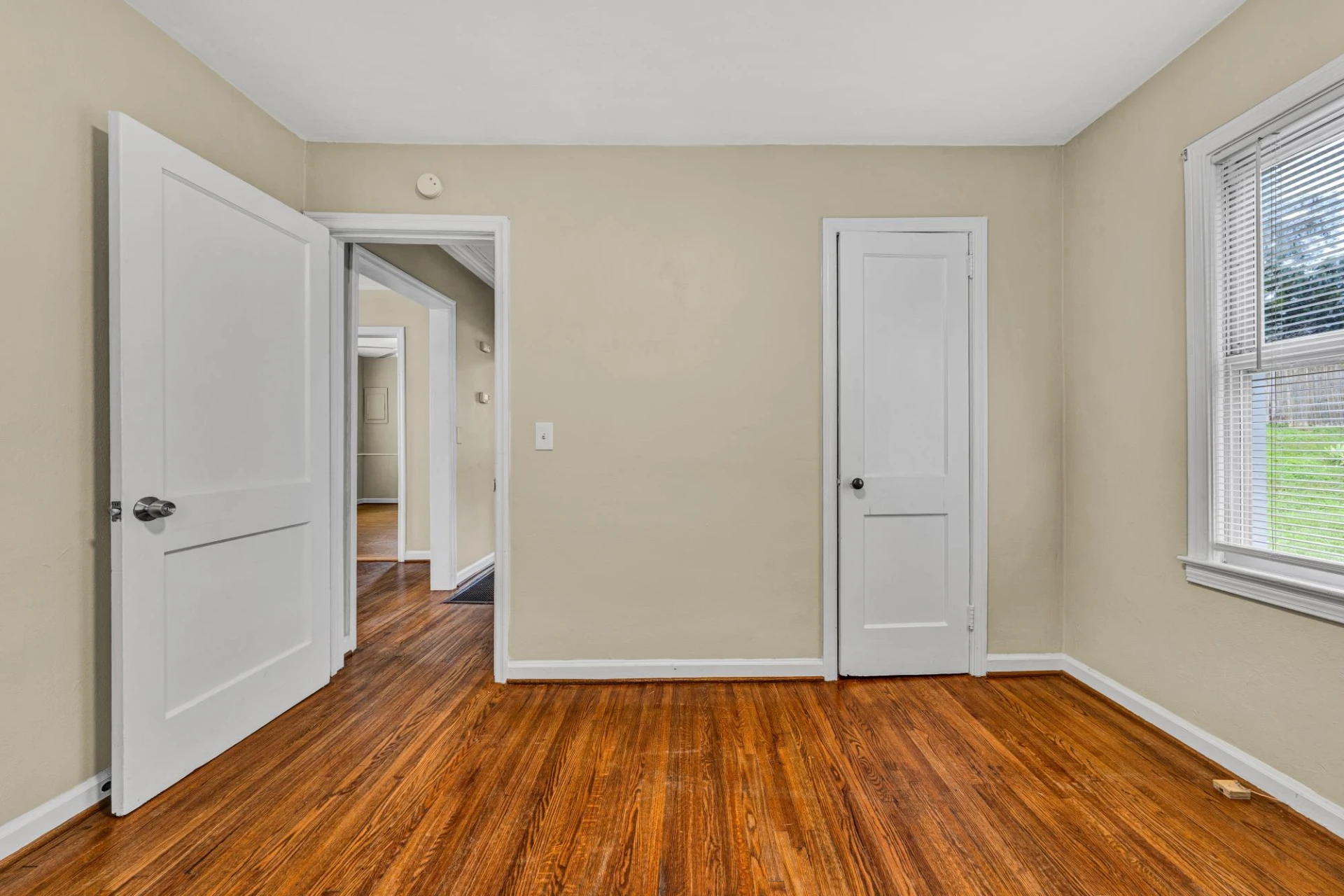 2518 Denniston AVE - Photo 10