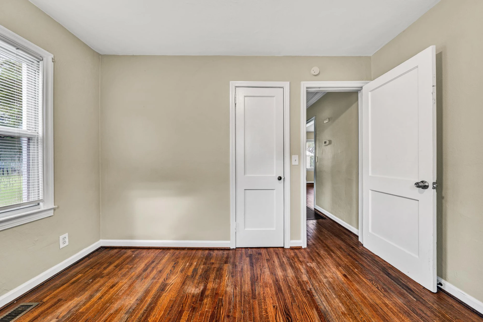 2518 Denniston AVE - Photo 13