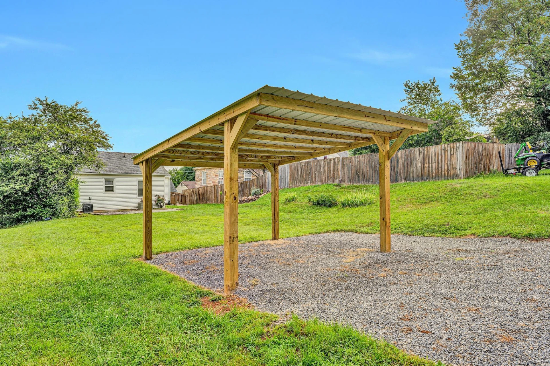 2518 Denniston AVE - Photo 16