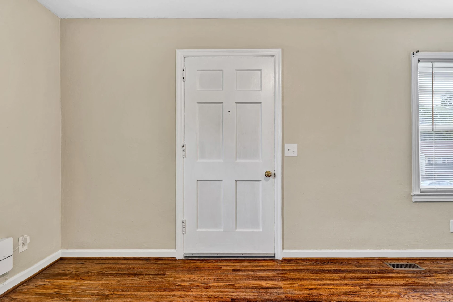 2518 Denniston AVE - Photo 2