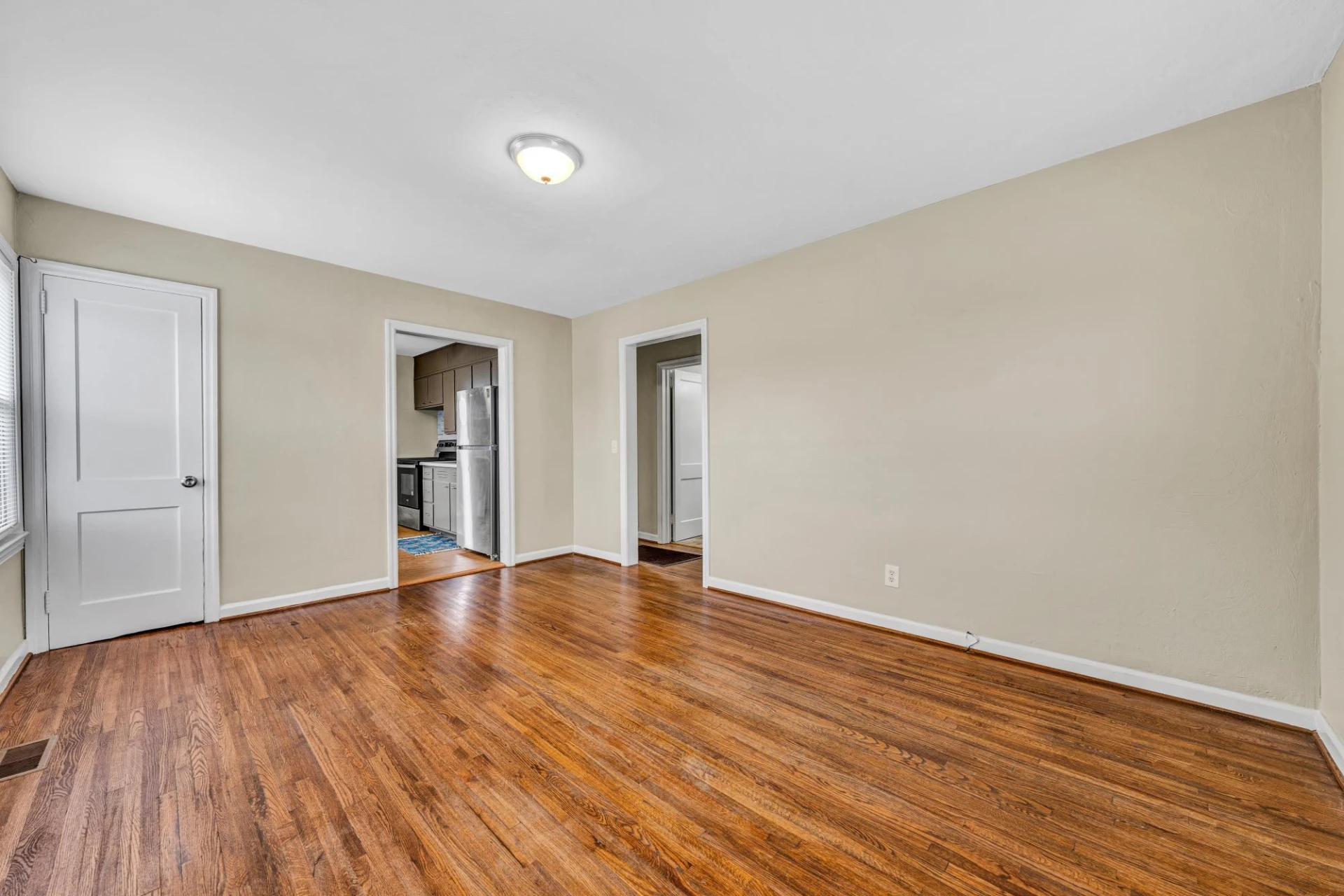 2518 Denniston AVE - Photo 5