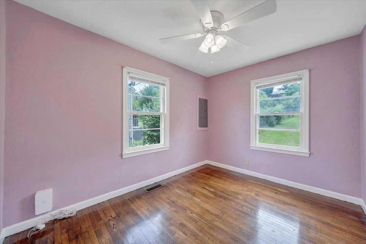 2546 Denniston AVE - Photo 12