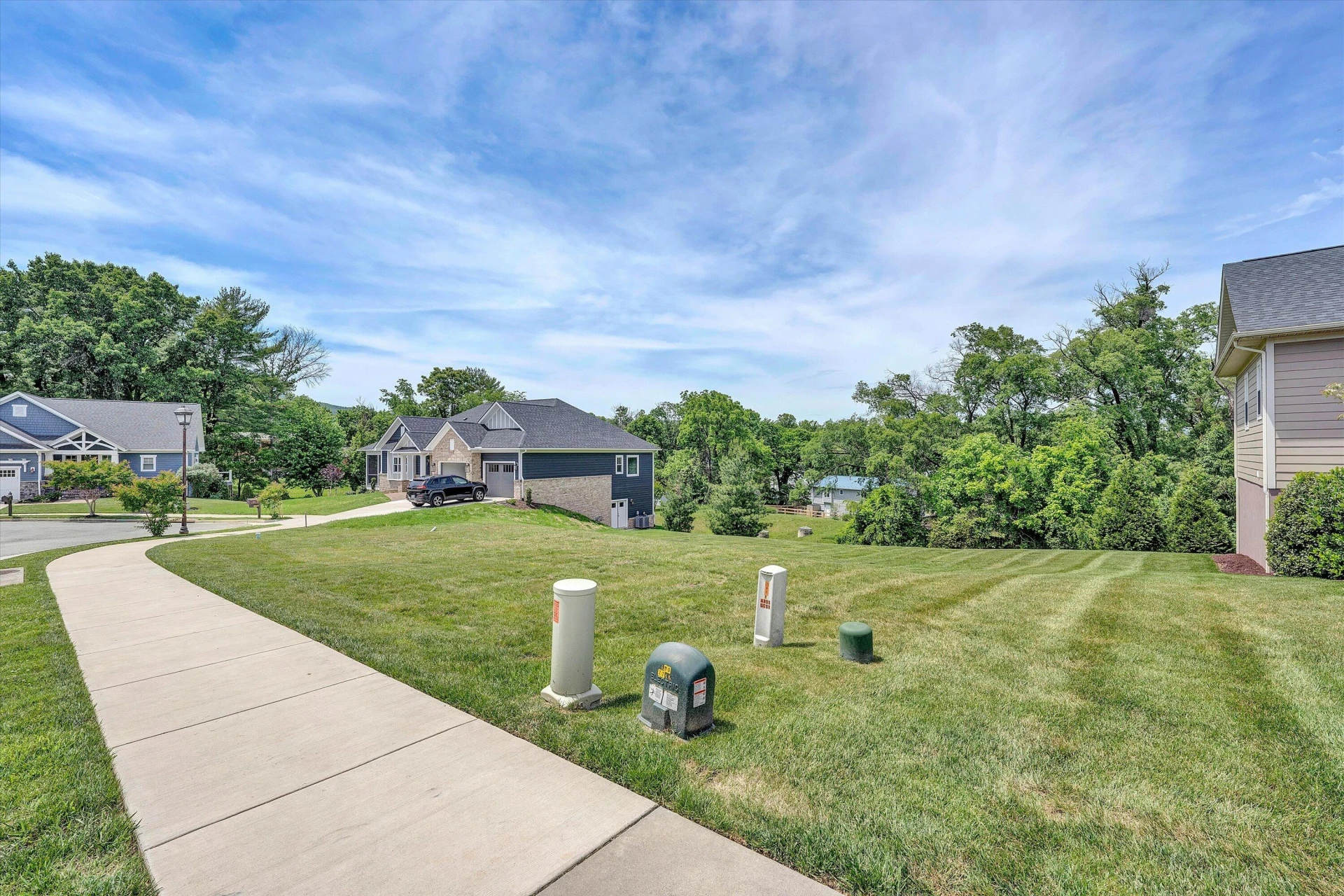 4409 Greenlace CIR - Photo 18