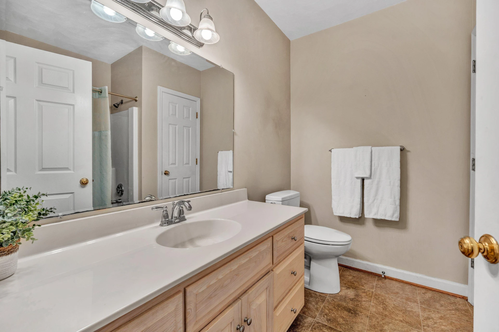 4865 Glen Ivy LN #208 - Photo 16