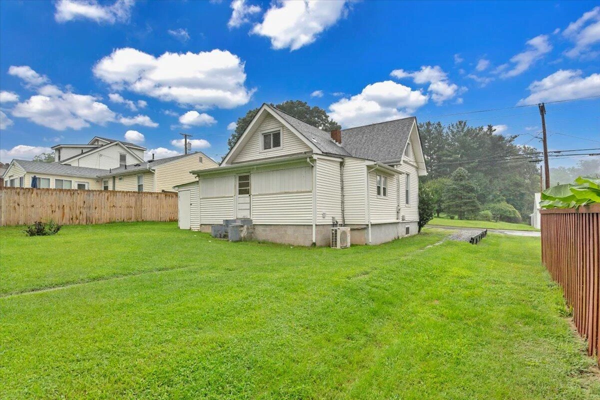 14 Carrollton AVE - Photo 34