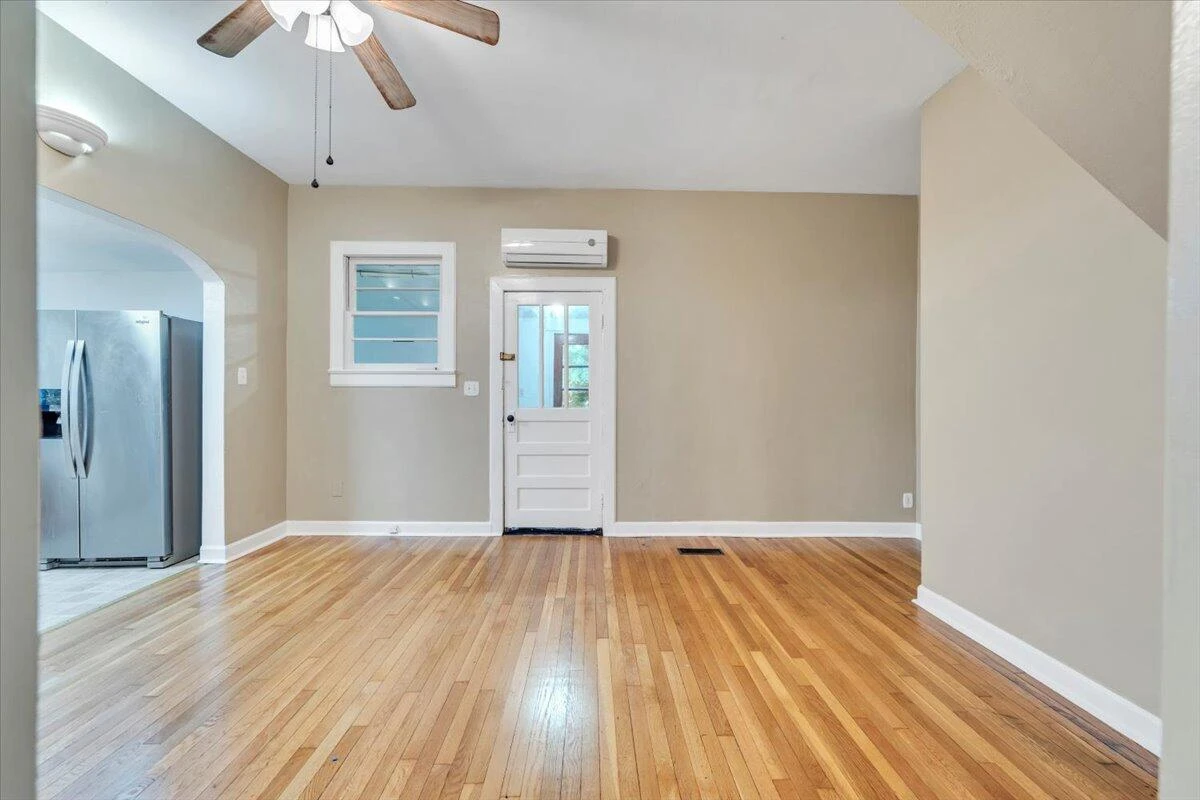14 Carrollton AVE - Photo 4