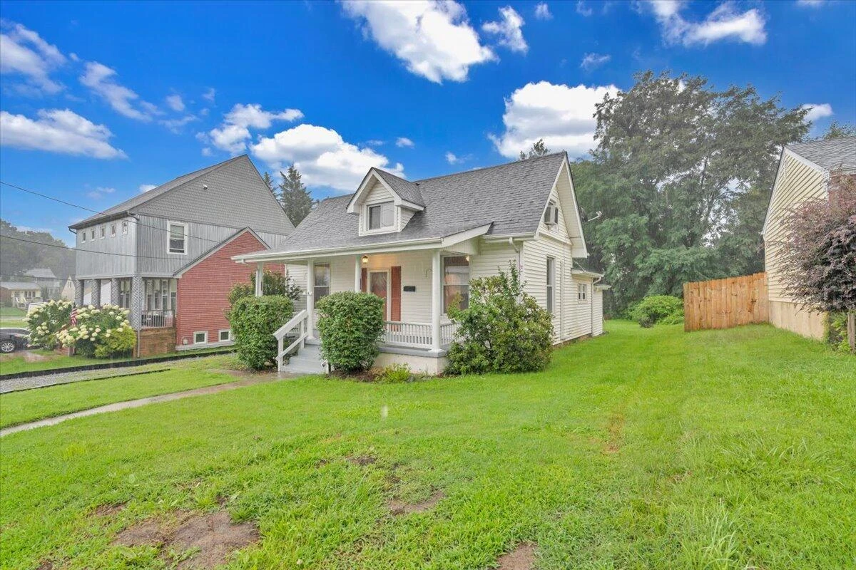 14 Carrollton AVE - Photo 47