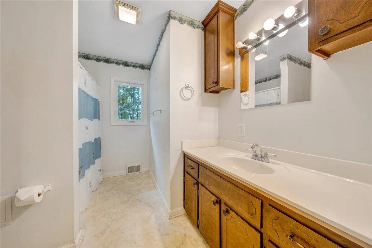1075 Lovely Valley RD - Photo 22