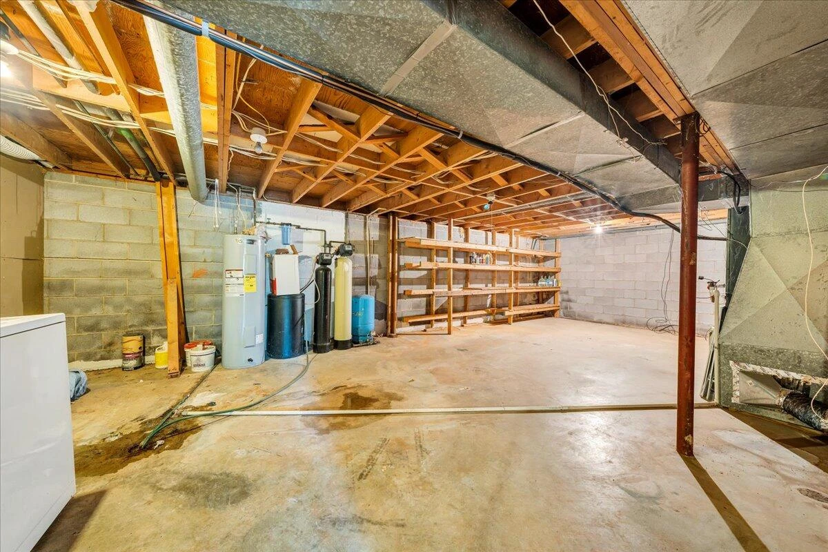 1075 Lovely Valley RD - Photo 28