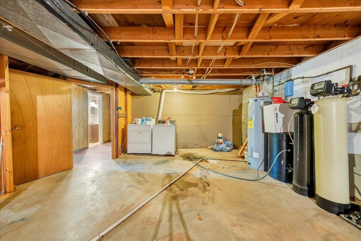 1075 Lovely Valley RD - Photo 29