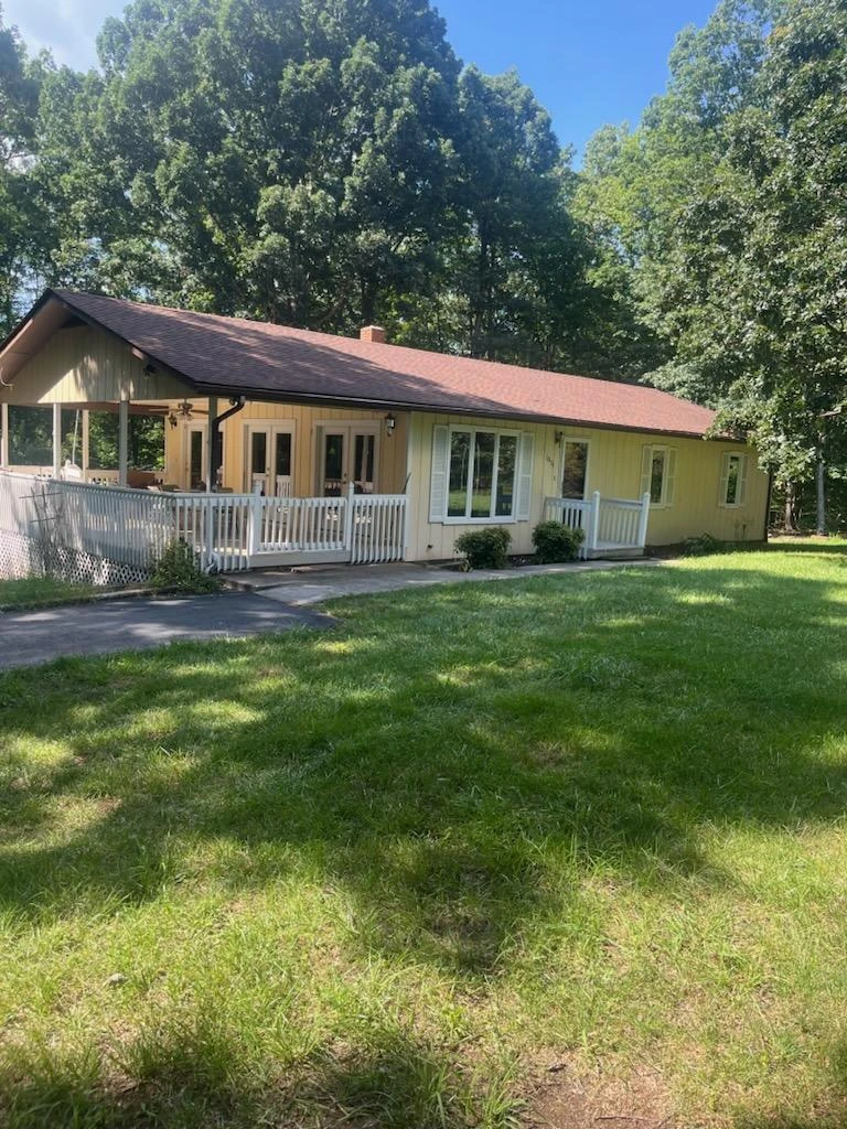 1075 Lovely Valley RD - Photo 3