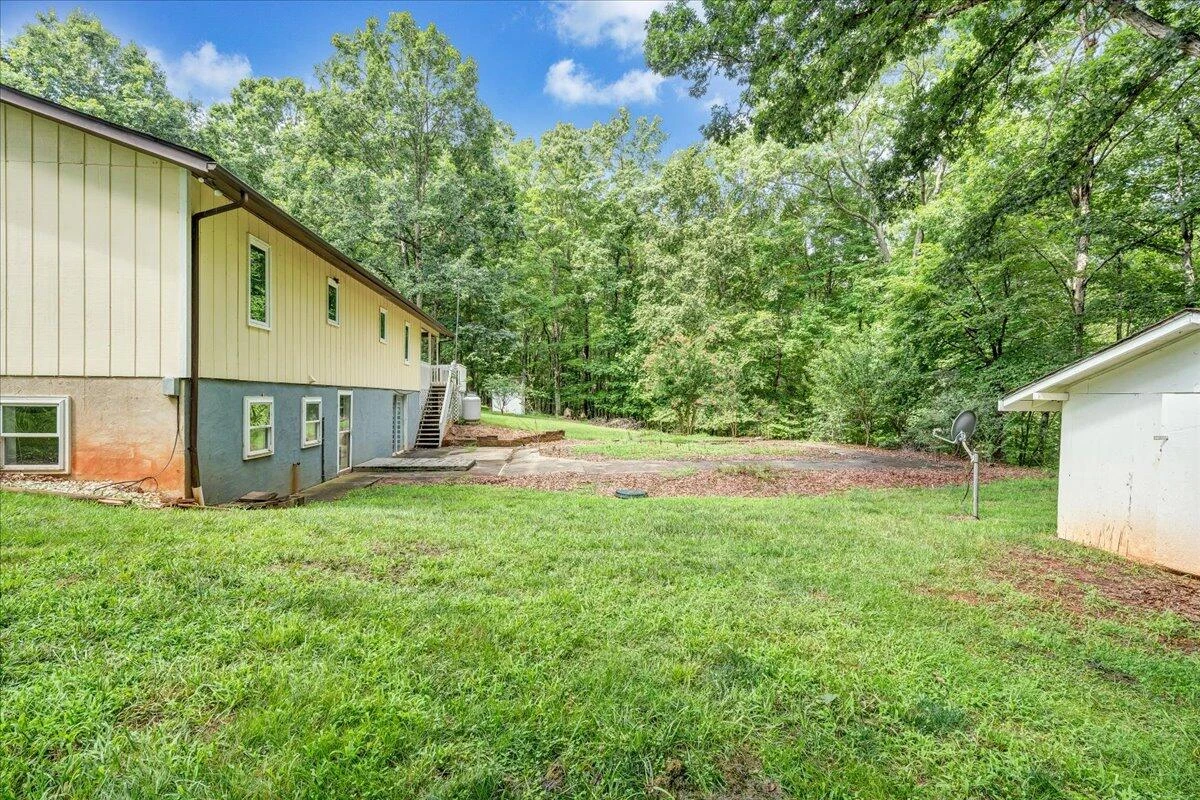 1075 Lovely Valley RD - Photo 43