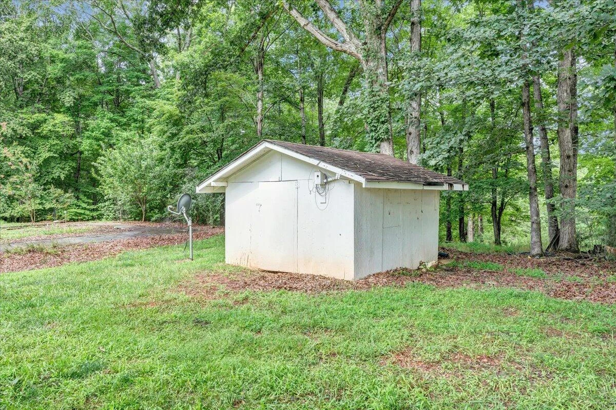 1075 Lovely Valley RD - Photo 45
