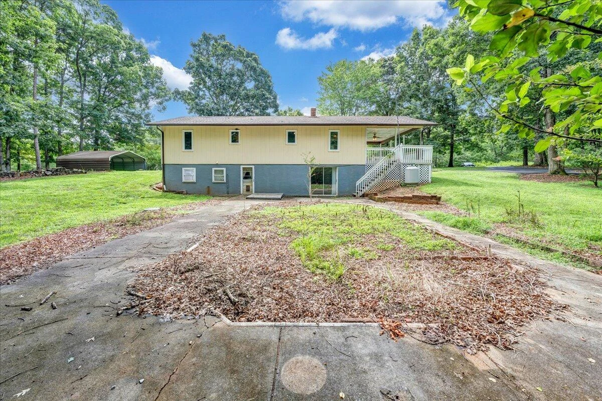 1075 Lovely Valley RD - Photo 47